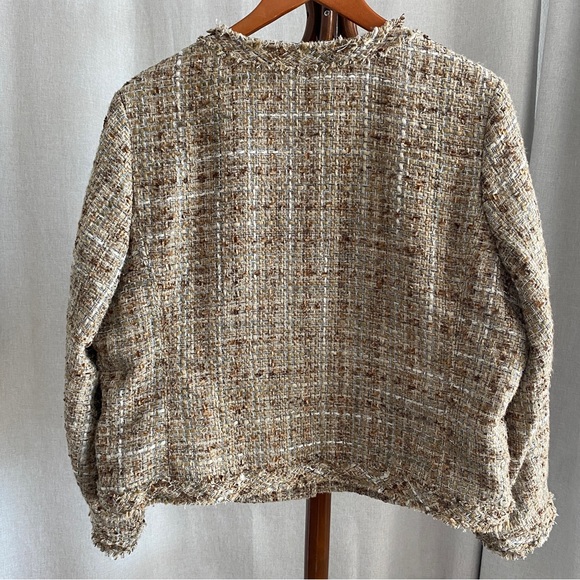 Tweed Chic Wool Jacket - Picture 4 of 9